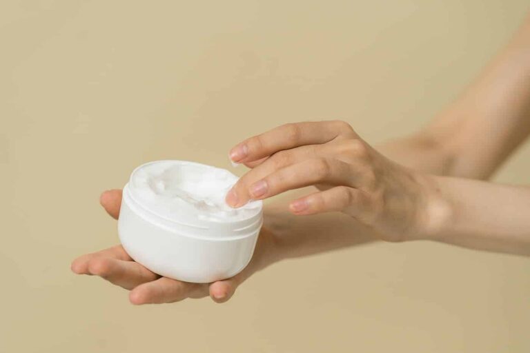 Günlük Makyaj: Doğal ve Taze Bir Görünüm İçin İpuçları